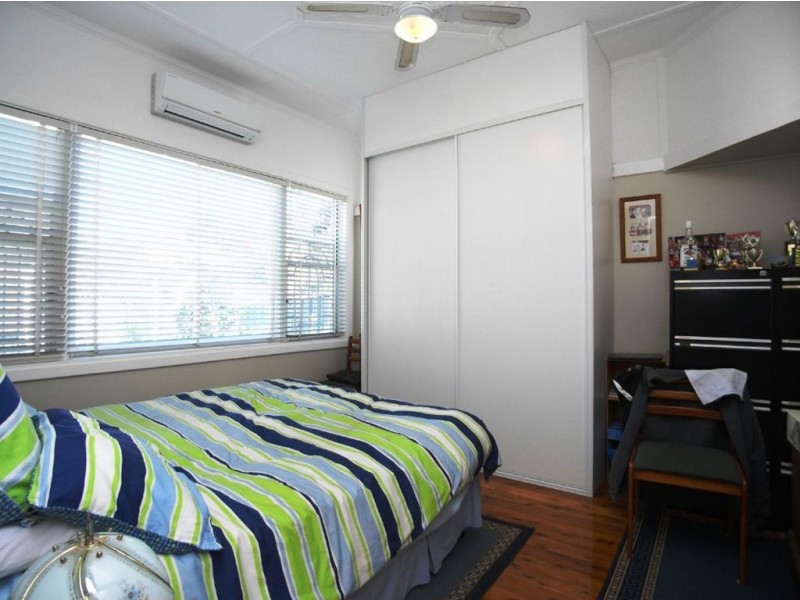 140 Crebert Street, Mayfield NSW 2304