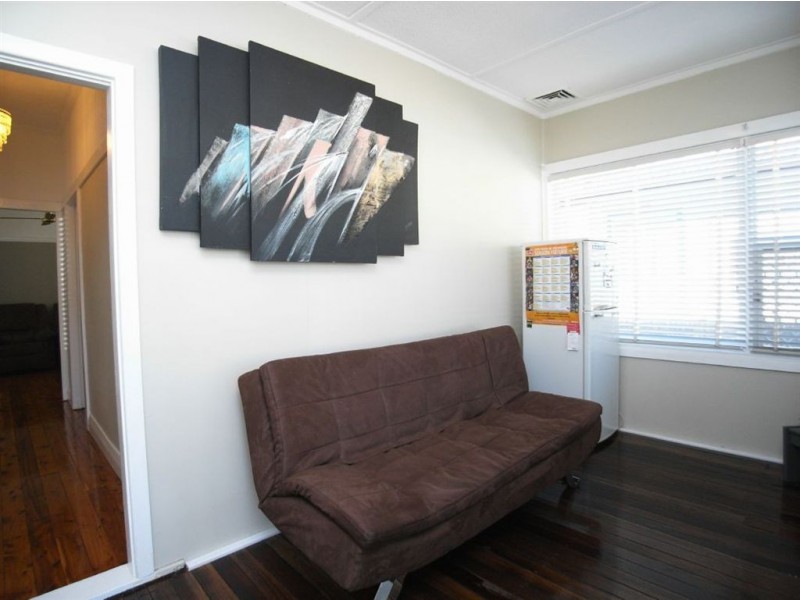 140 Crebert Street, Mayfield NSW 2304