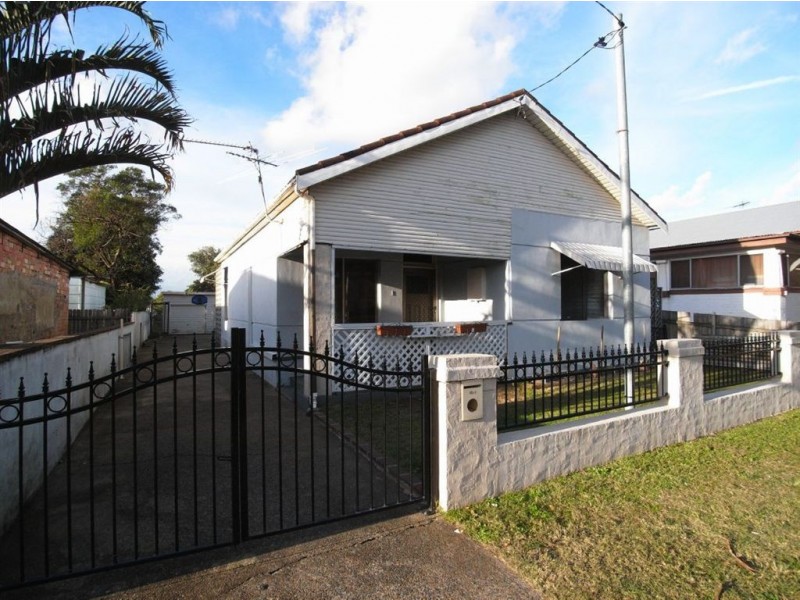 1 Wyvern street, Mayfield NSW 2304