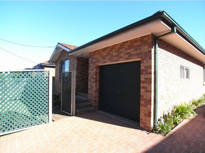 1/40 Woodstock Street, Mayfield NSW 2304