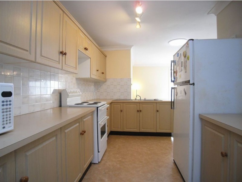 1/40 Woodstock Street, Mayfield NSW 2304