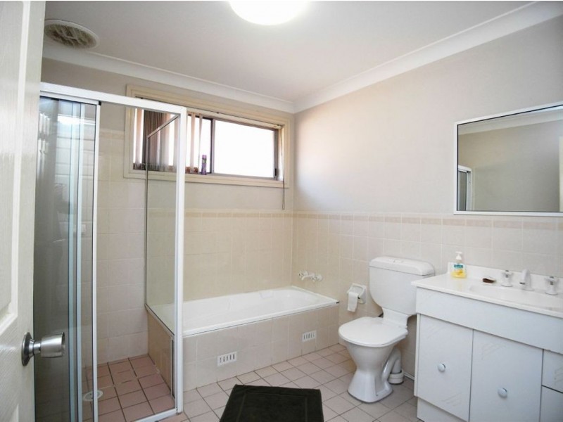 1/40 Woodstock Street, Mayfield NSW 2304