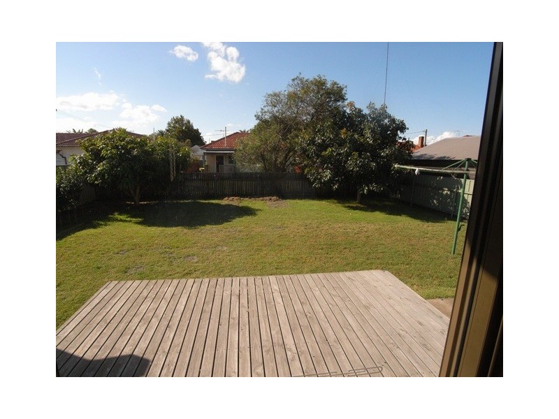 3 Mena Street, Mayfield NSW 2304