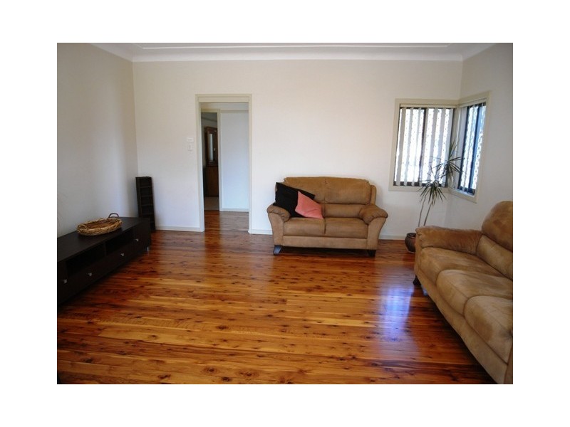 3 Mena Street, Mayfield NSW 2304