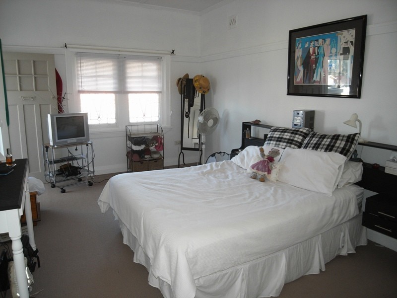 6 Arthur street, Mayfield NSW 2304