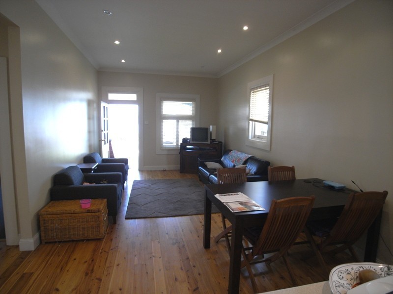 28 Sunnyside Street, Mayfield NSW 2304