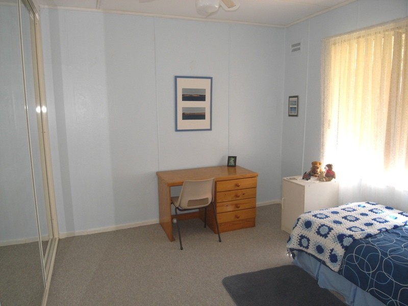 15 Crown Street, Stockton NSW 2295