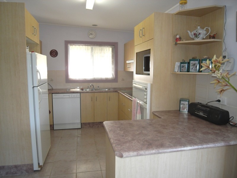 15 Crown Street, Stockton NSW 2295