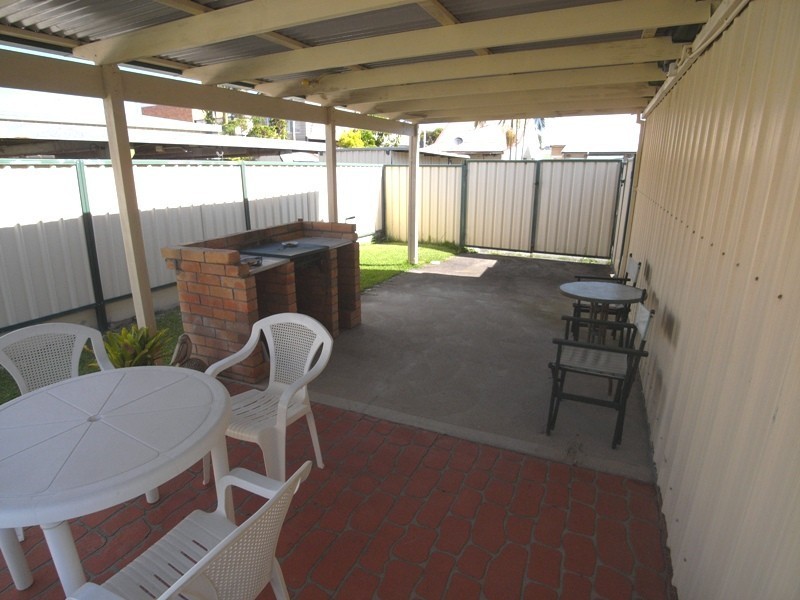15 Crown Street, Stockton NSW 2295