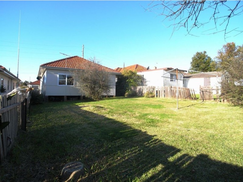 40 Vera Street, Waratah NSW 2298