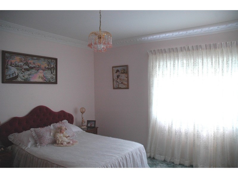 1 Cardigan Street, Stockton NSW 2295