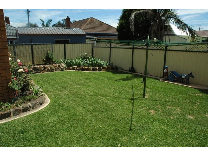 1 Cardigan Street, Stockton NSW 2295