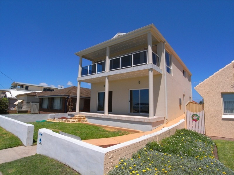 237 Mitchell street, Stockton NSW 2295