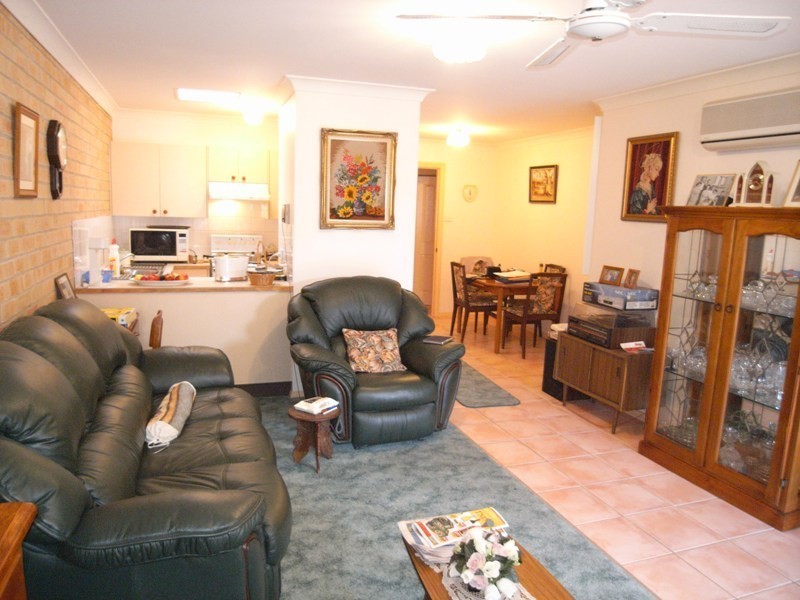 2/62a Macquarie Street, Mayfield NSW 2304