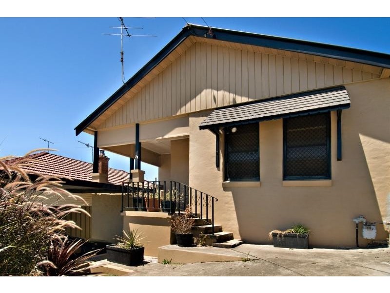 79 Woodstock Street, Mayfield NSW 2304