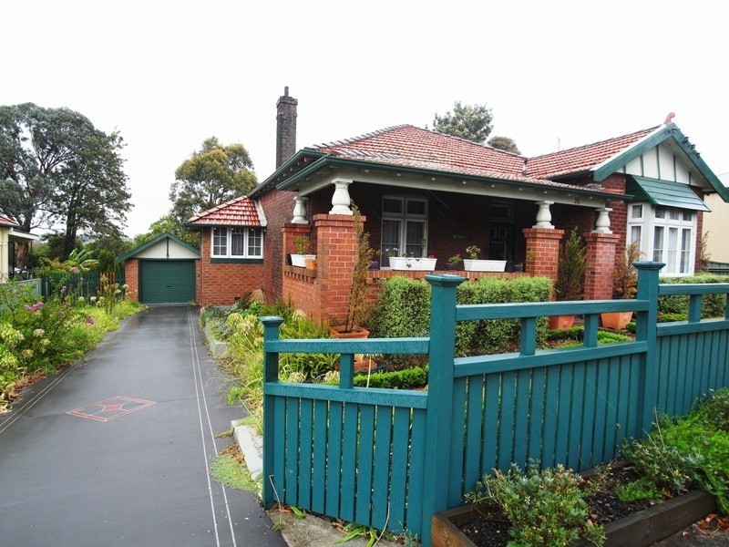 20 Tourle Street, Mayfield NSW 2304