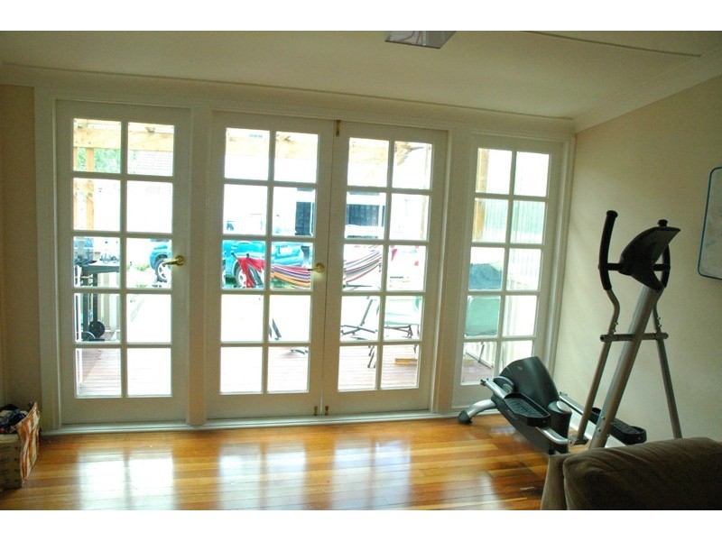 8 Rawson street, Mayfield NSW 2304