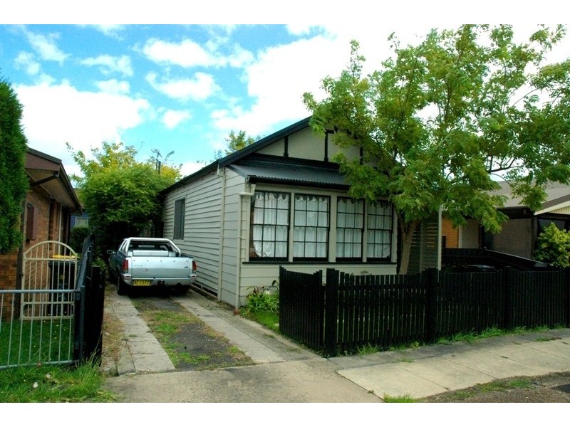 57 Roe Street, Mayfield NSW 2304