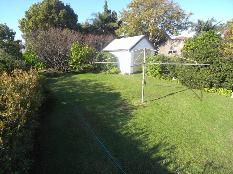 37 Buruda Street, Mayfield NSW 2304