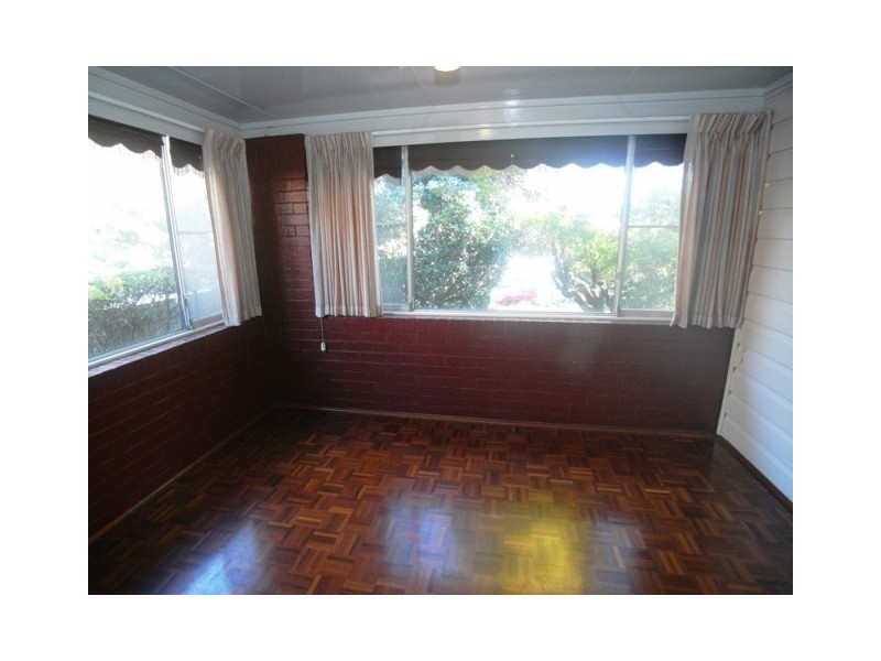 37 Buruda Street, Mayfield NSW 2304