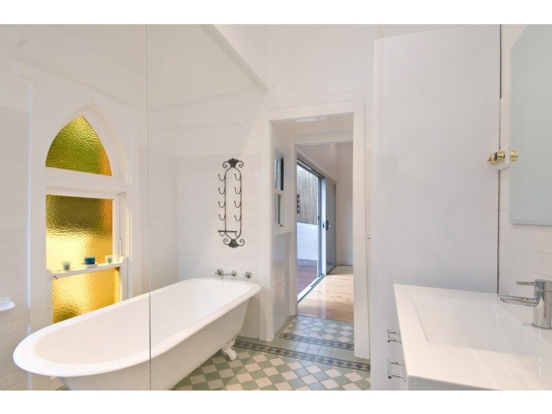 17 Cross Street, Mayfield NSW 2304