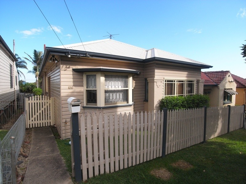 100 Elizabeth Street, Mayfield NSW 2304