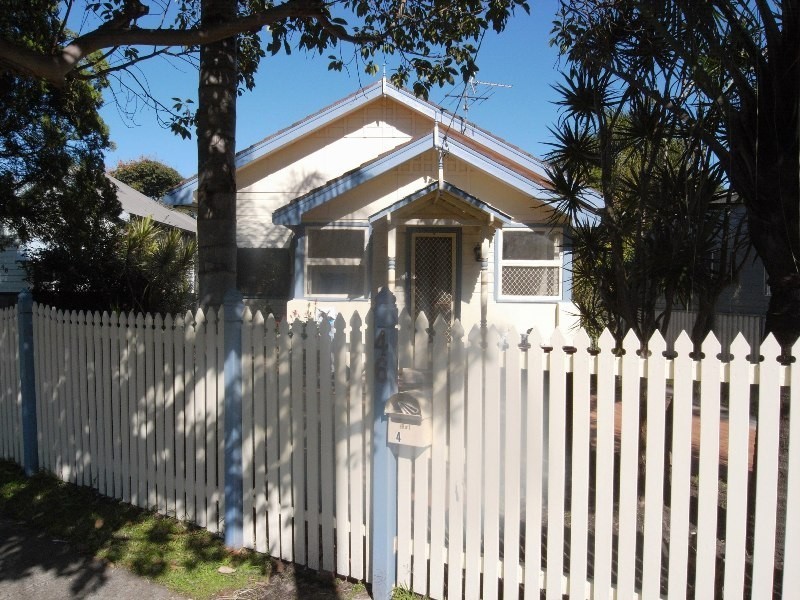 46 Waratah street, Mayfield NSW 2304