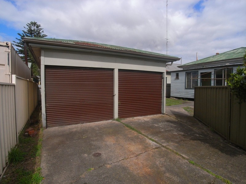 2 Murray Square, Mayfield NSW 2304