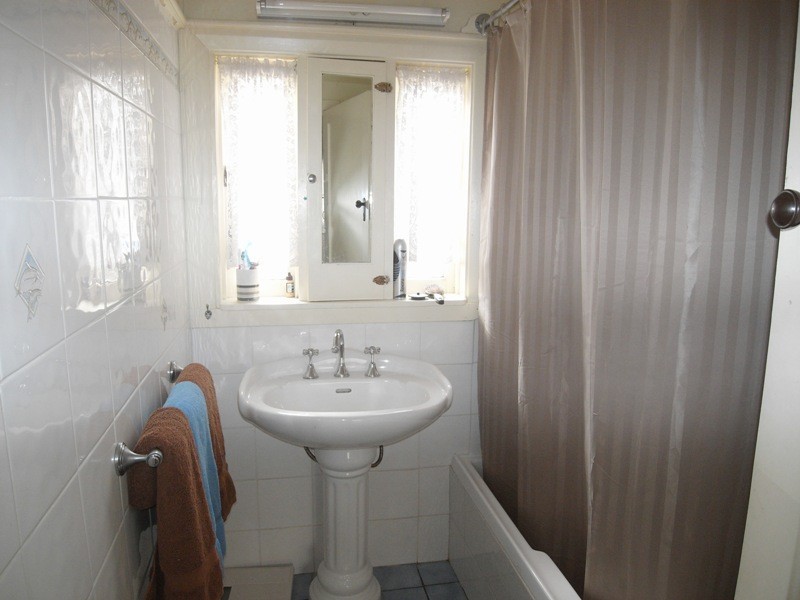 93 Woodstock Street, Mayfield NSW 2304