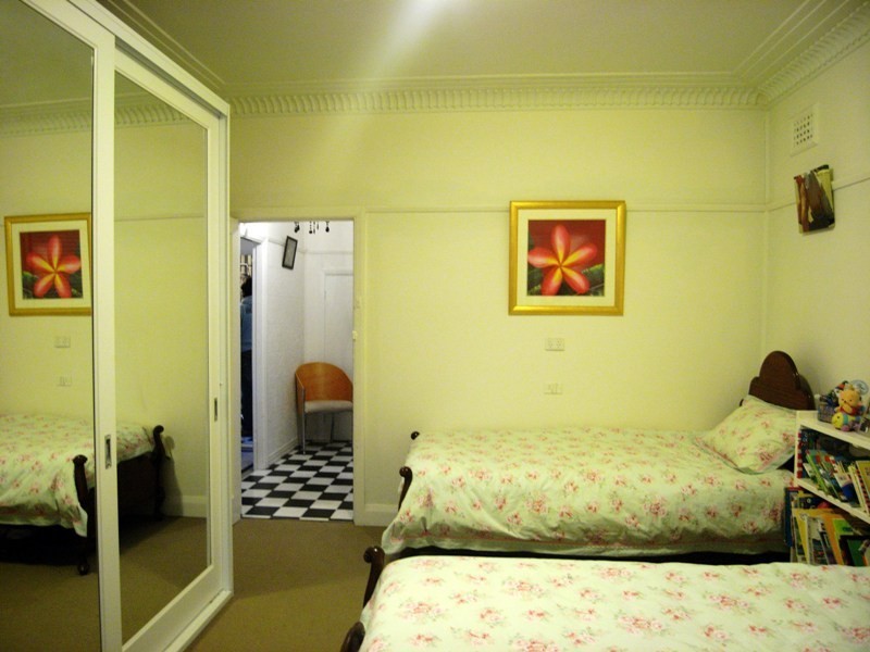 2 Griffiths street, Mayfield NSW 2304