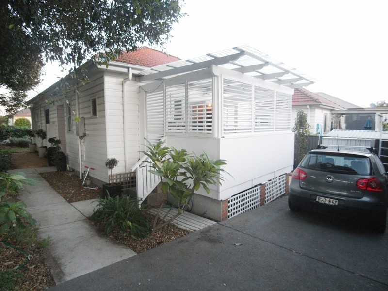 2 Griffiths street, Mayfield NSW 2304