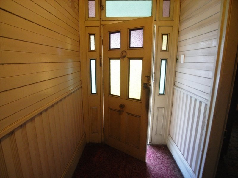 4 Villiers Street, Mayfield NSW 2304