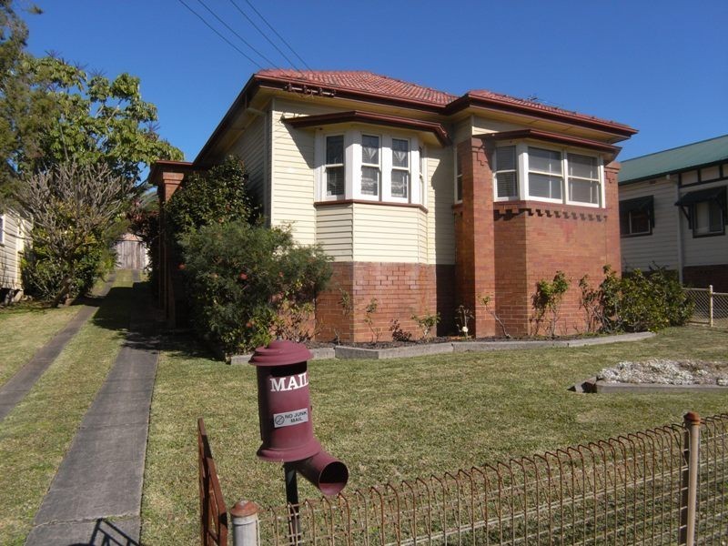 32 Groongal Street, Mayfield NSW 2304