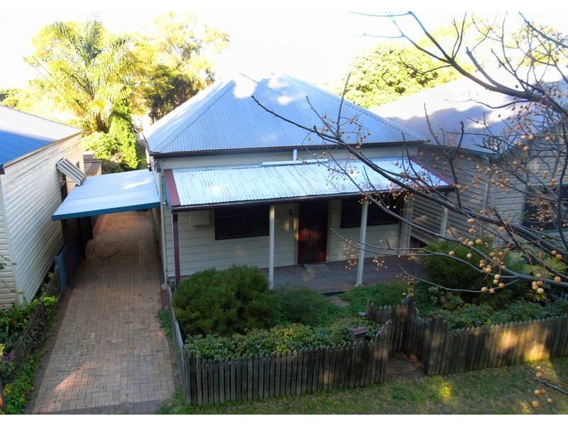 41 William Street, Mayfield NSW 2304