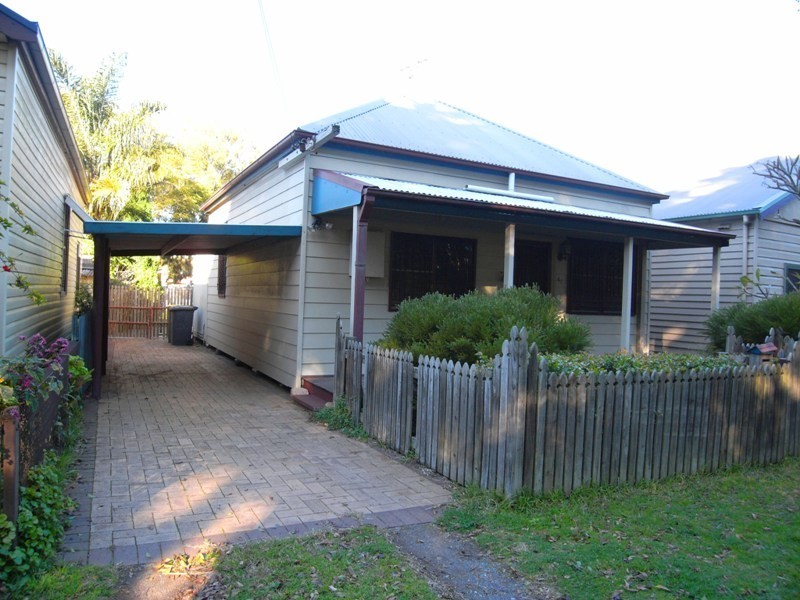 41 William Street, Mayfield NSW 2304