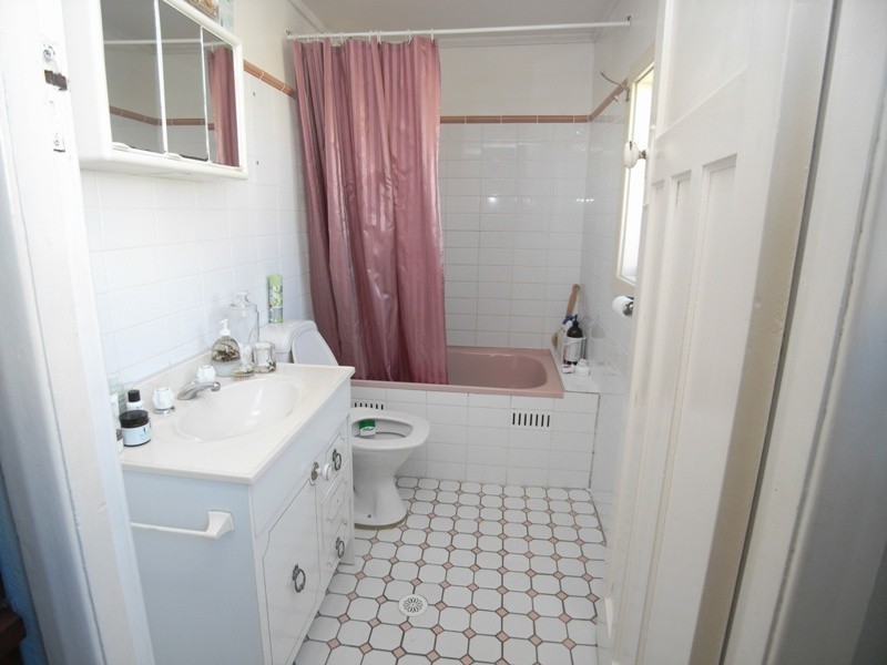72 Sunderland Street, Mayfield NSW 2304