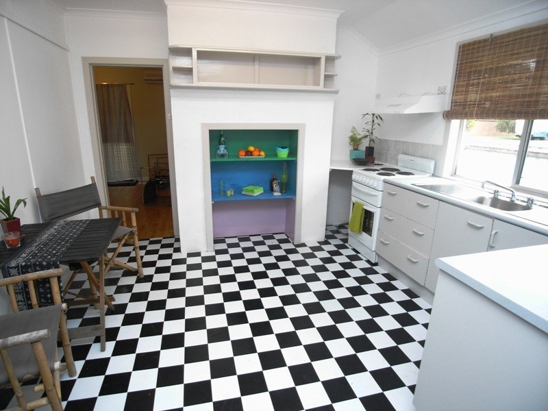 9 Adrian Street, Mayfield NSW 2304