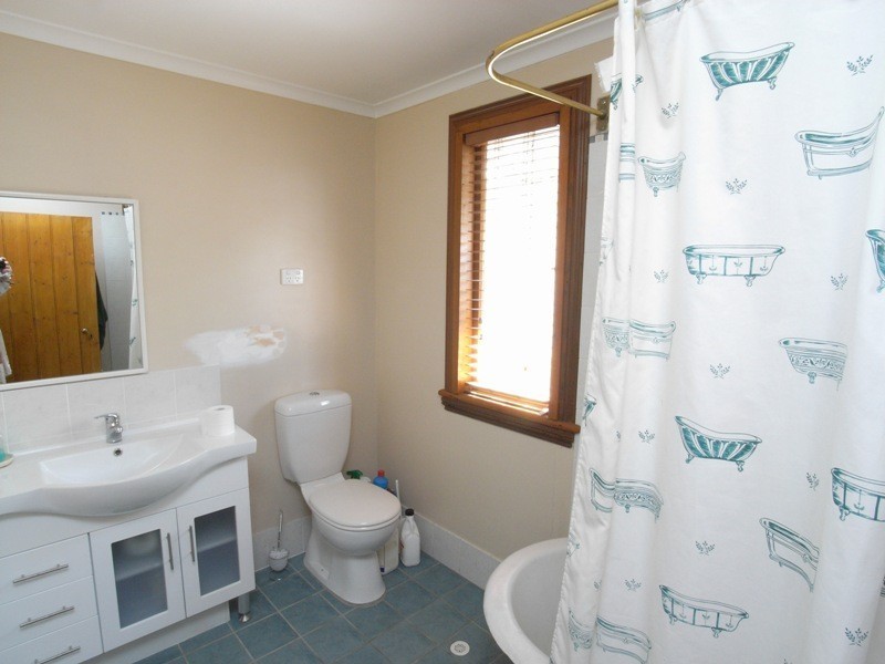 69 Bourke Street, Carrington NSW 2294