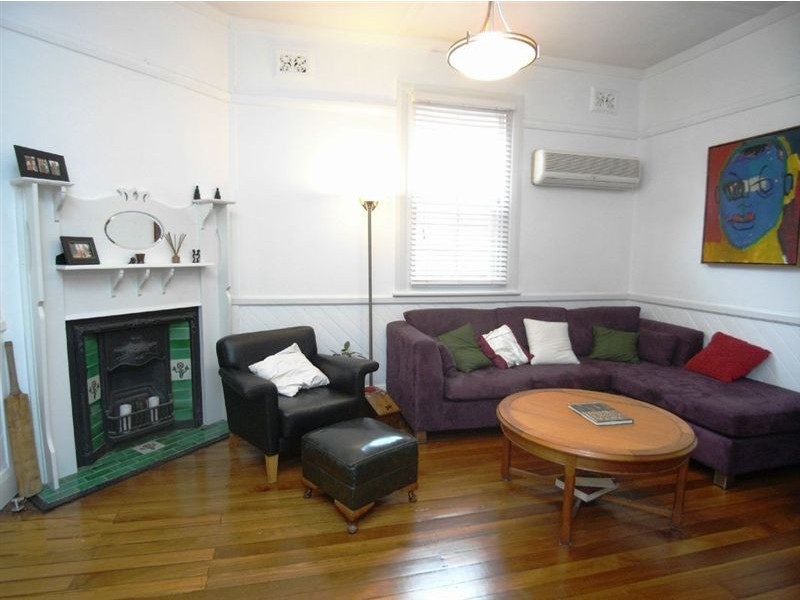 7 Barclay Street, Mayfield NSW 2304