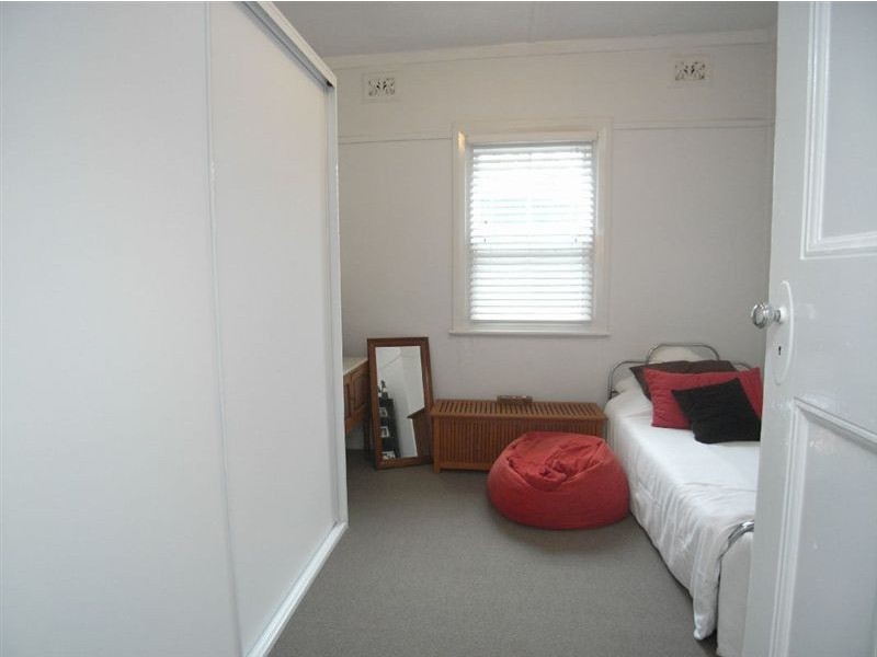 7 Barclay Street, Mayfield NSW 2304