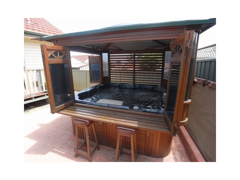 23 King Street, Waratah West NSW 2298