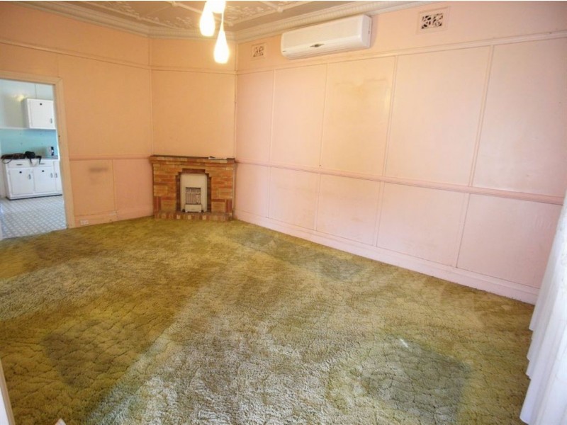 16 Hart Street, Mayfield NSW 2304