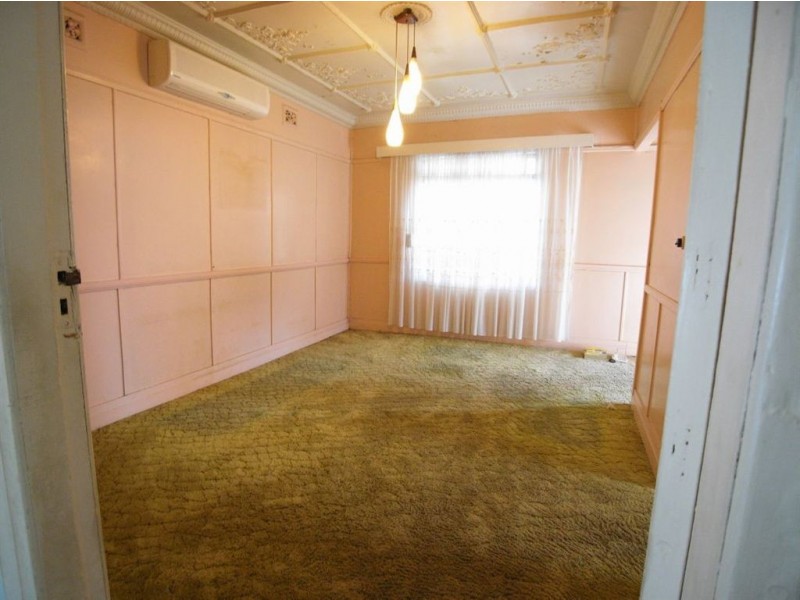 16 Hart Street, Mayfield NSW 2304