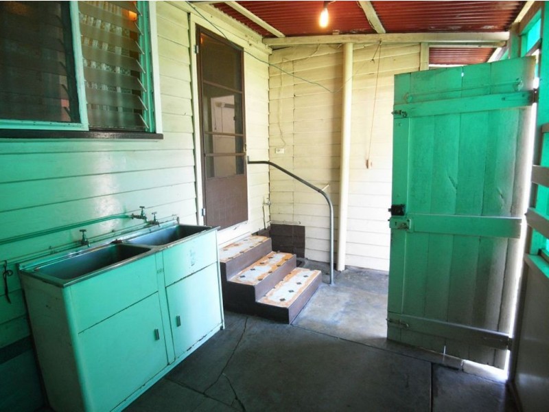 16 Hart Street, Mayfield NSW 2304