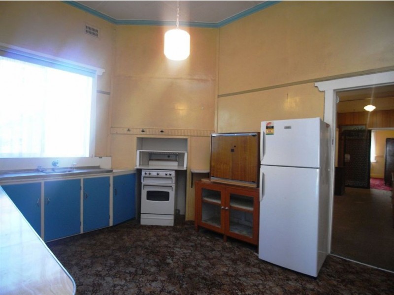 18 Rawson Street, Mayfield NSW 2304