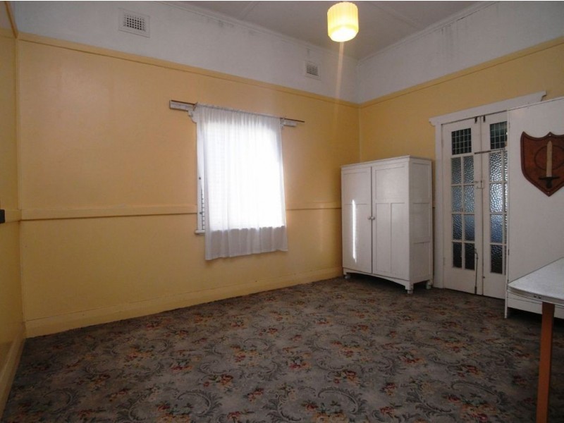 18 Rawson Street, Mayfield NSW 2304