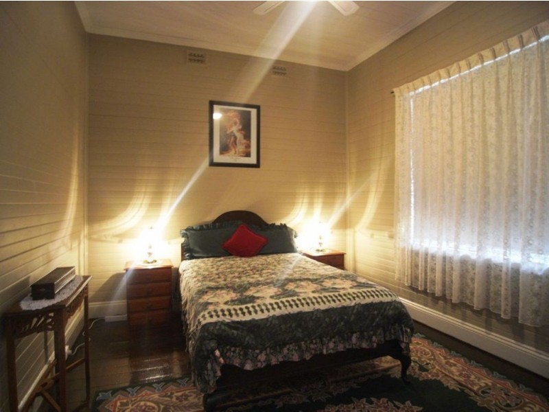 16 Roe Street, Mayfield NSW 2304