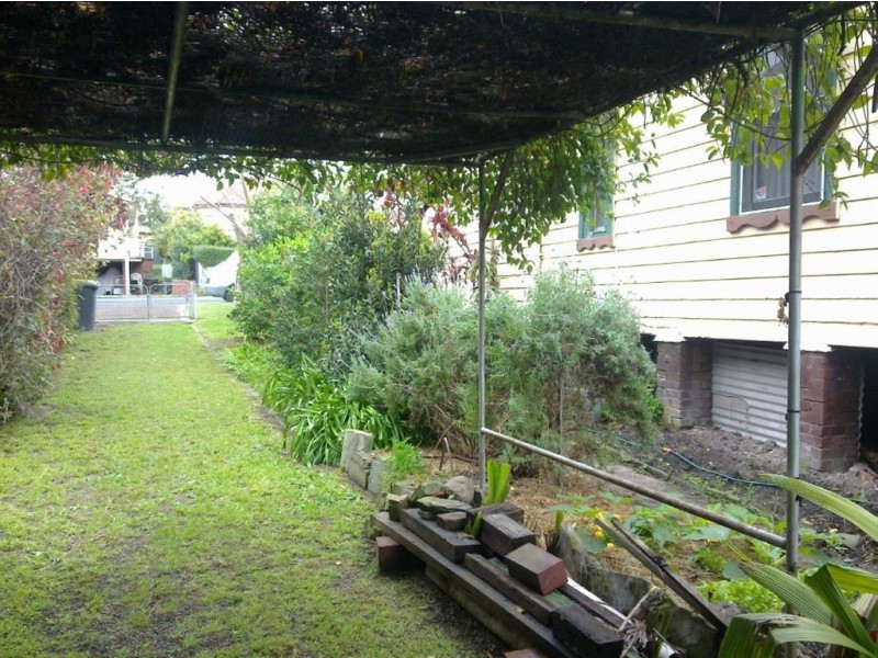 150 Crebert Street, Mayfield NSW 2304