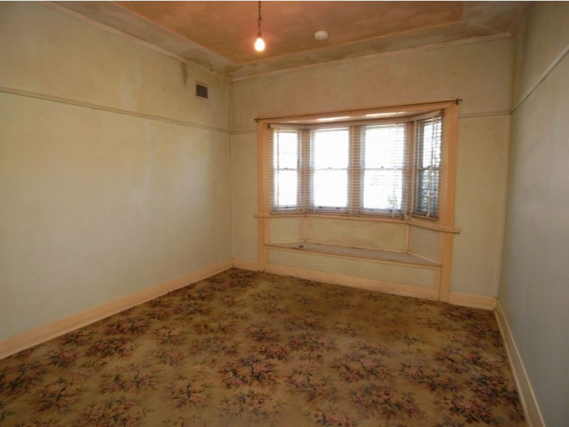 34 Woodstock Street, Mayfield NSW 2304