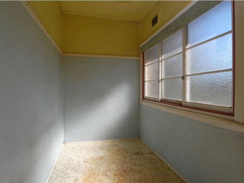 34 Woodstock Street, Mayfield NSW 2304